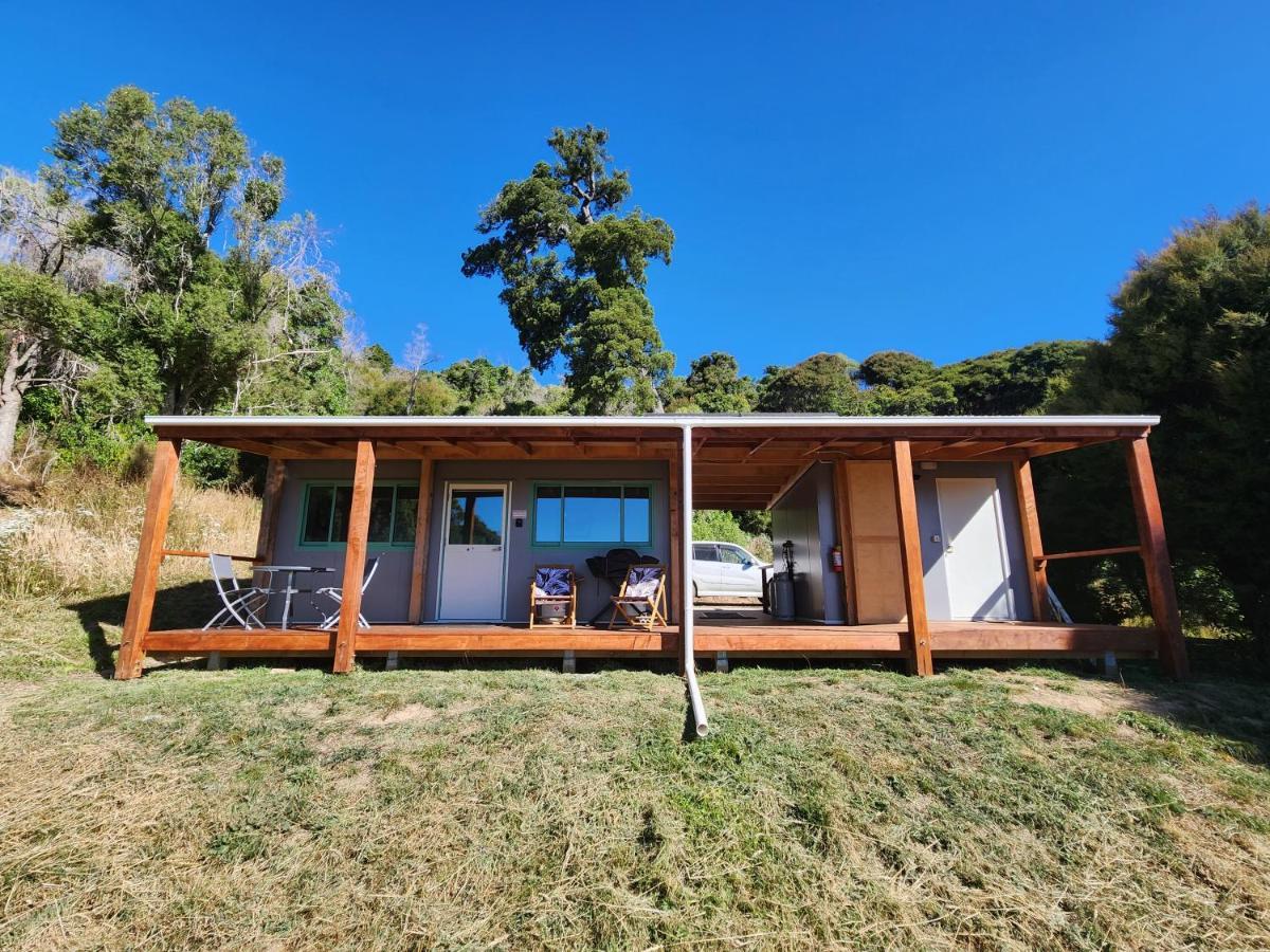 Glenwood Akaroa Bush Retreat - Kanuka Hut Exterior foto